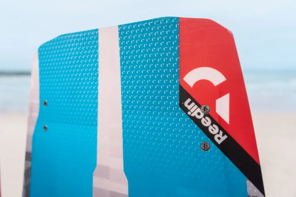 Reedin super E 2025 tail.webp