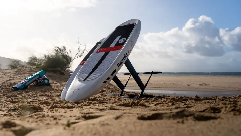 RD25012_Feather 2025_4.webp